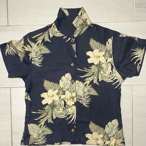 Tommy Bahama Navy and Cream Floral Shirt medium men’s
